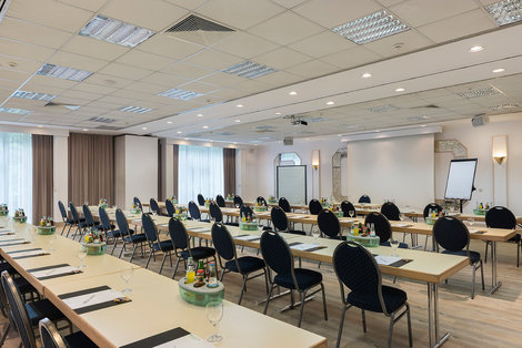 Großer Konferenzraum für Geschäftstreffen in Kassel