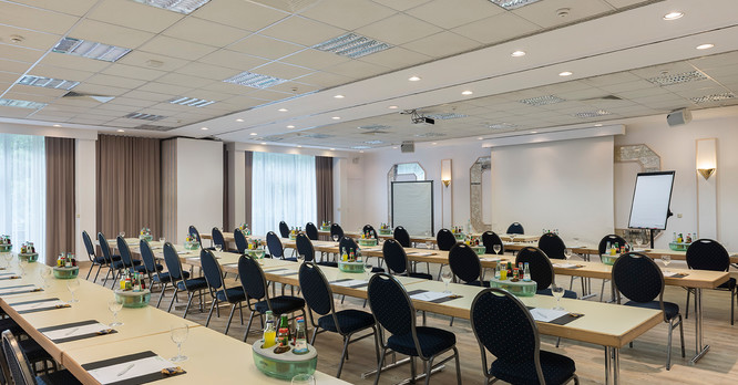 Large conference room for business meetings in Kassel